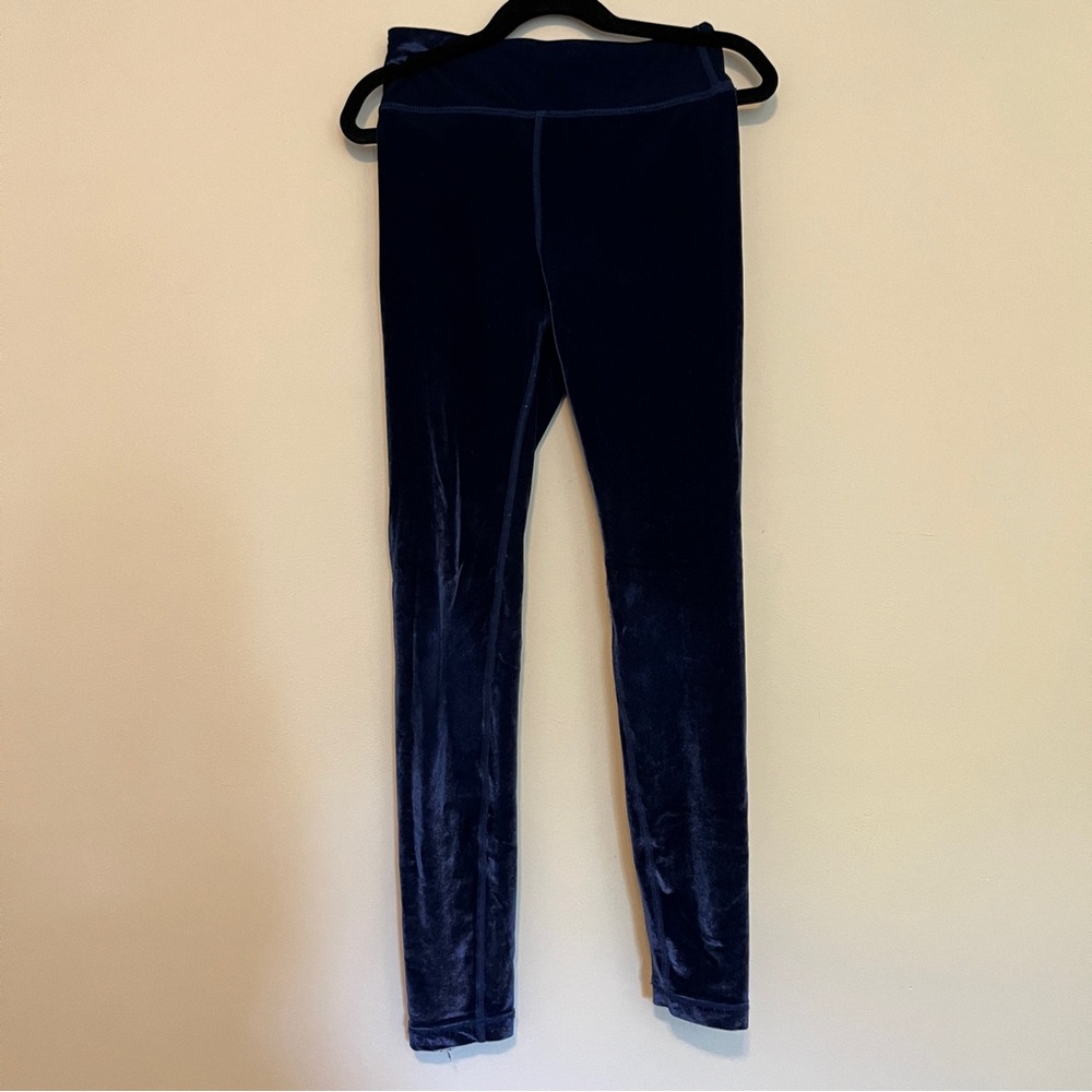 Athleta girls high rise chitchat velvet tight, size 8-10